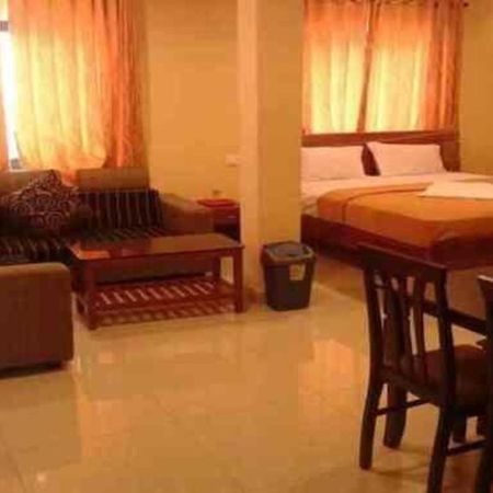 Fabhotel Smack Residency Chennai Eksteriør billede