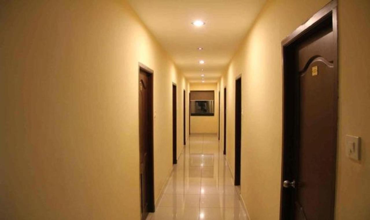 Fabhotel Smack Residency Chennai Eksteriør billede